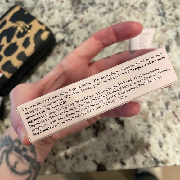 Lip Scrub - Picture 3 of 4